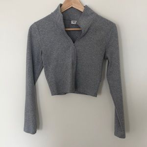 *Like New* Aritzia Sunday Best 1/2 Zip Longsleeve Gray Size Small